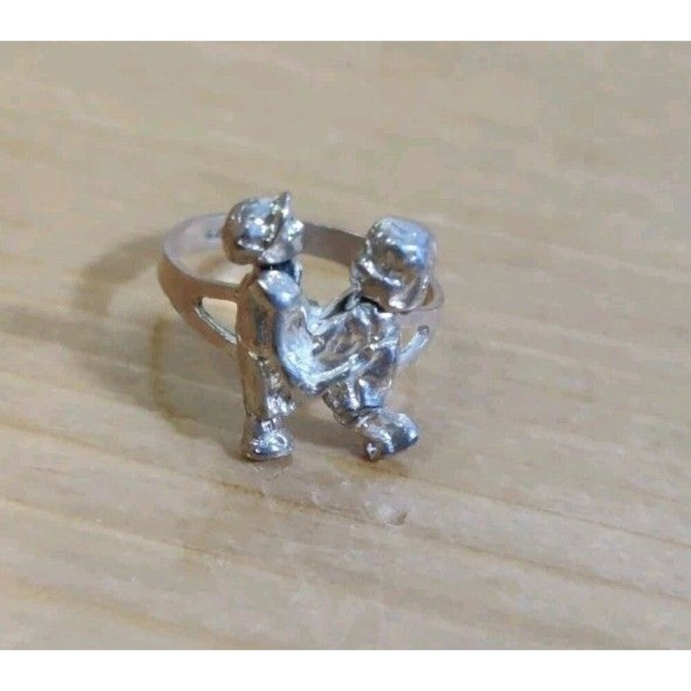 Sterling Silver Boy Girl Holding Hand Dancing Head Leg Band Ring 925 Sz 5.5
